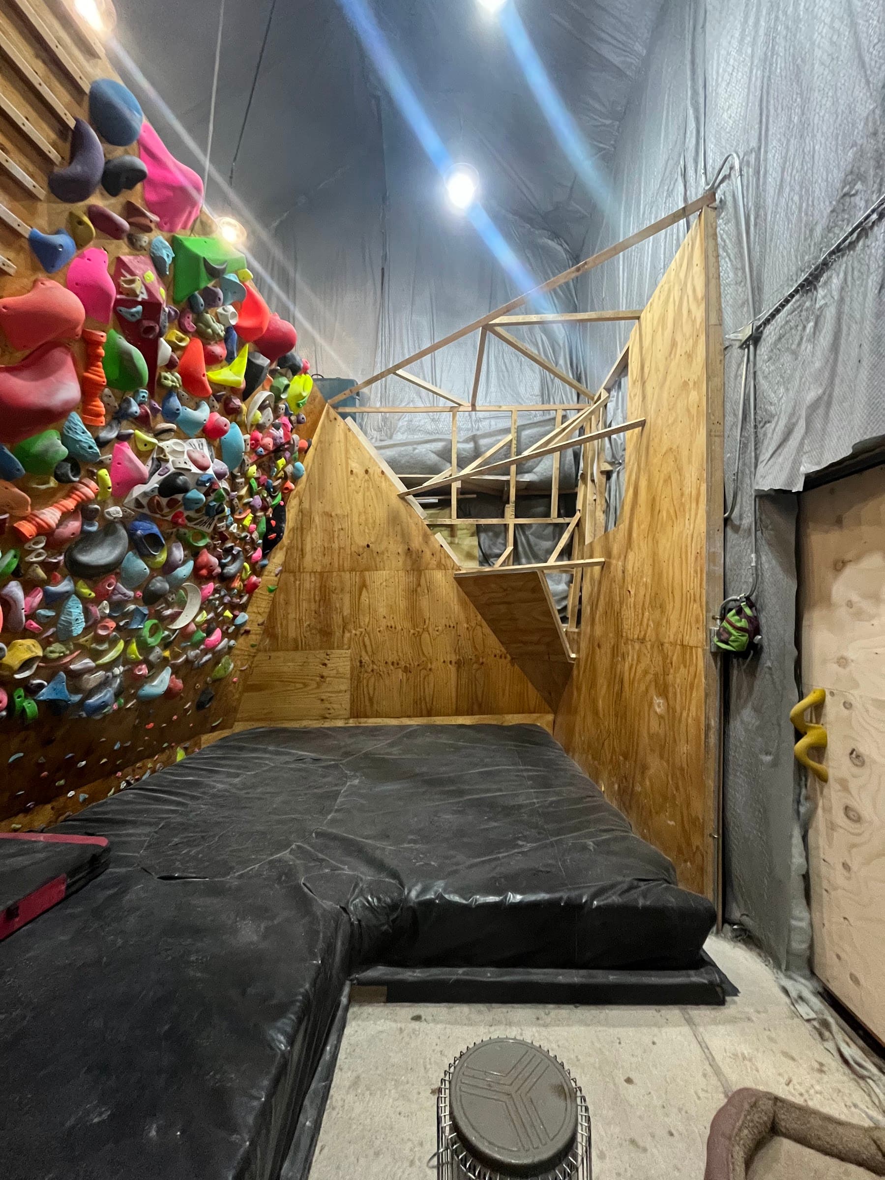 Obra con colchones, más corta